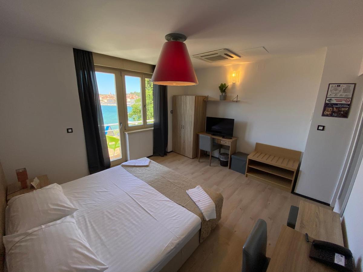 Villas Arbia - Magdalena By The Beach Banjol 외부 사진