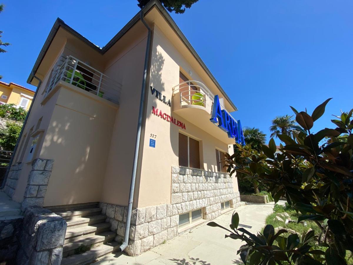 Villas Arbia - Magdalena By The Beach Banjol 외부 사진