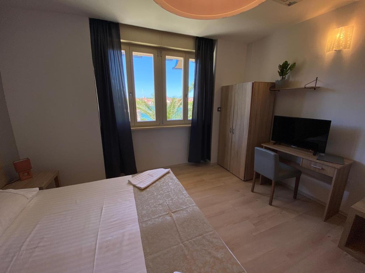 Villas Arbia - Magdalena By The Beach Banjol 외부 사진