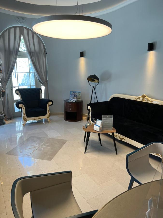 Villas Arbia - Magdalena By The Beach Banjol 외부 사진